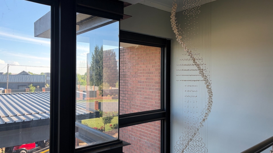 4 Bedroom Property for Sale in Grimbeeck Park North West